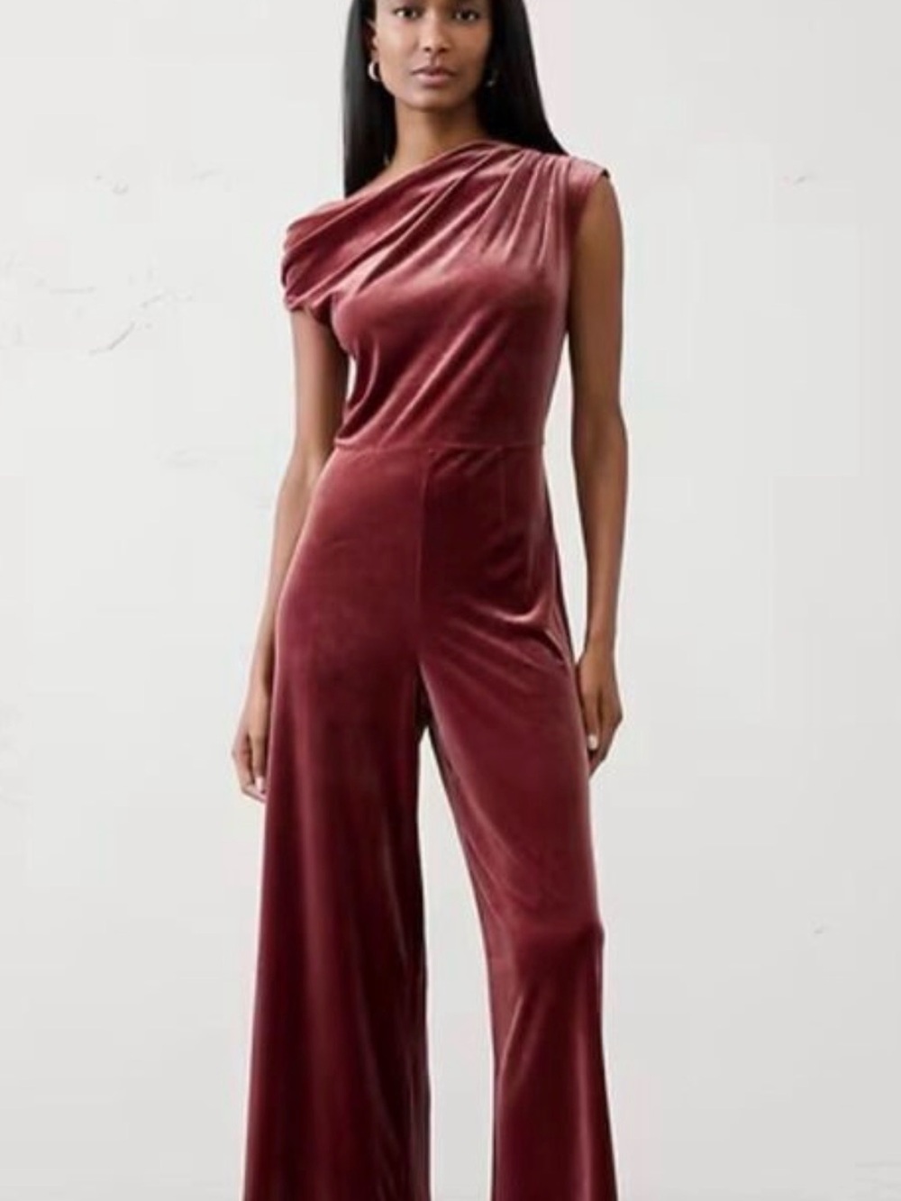 Banana Republic One-Shoulder Velvet Jumpsuit in Burgundy